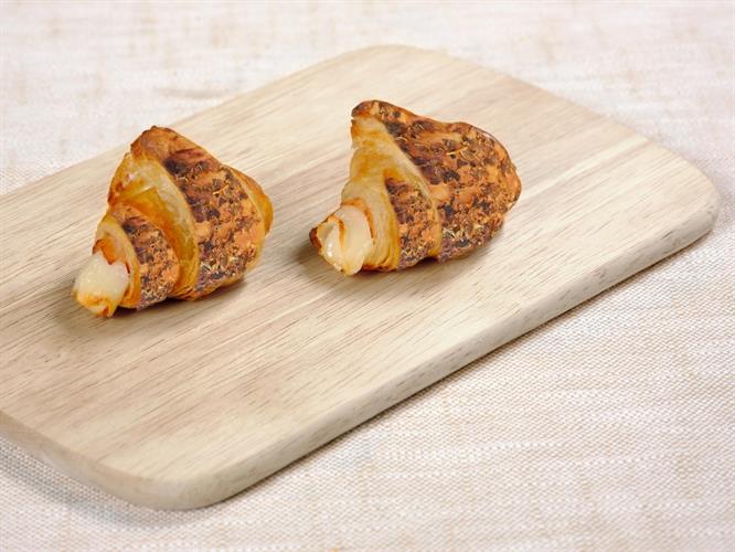MINI CROISSANT SALATO 32% COTTO/FORM GR30 (KG.1X5)